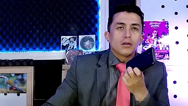 Darko0717 online show from January 20, 2025, 3:28 pm