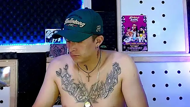 Darko0717 online show from January 29, 2025, 11:14 pm