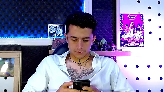 Darko0717 online show from January 31, 2025, 11:35 pm