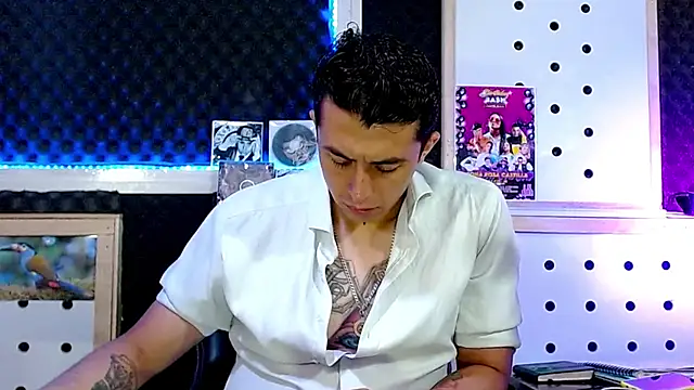Darko0717 online show from February 5, 2025, 4:14 pm