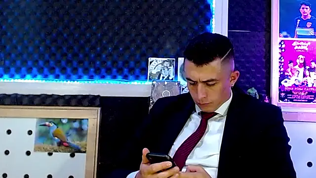 Darko0717 online show from February 9, 2025, 3:45 pm