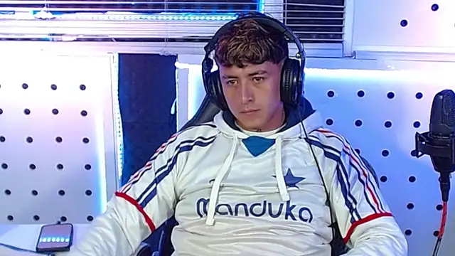 Darko0717 online show from September 22, 2025, 10:34 pm