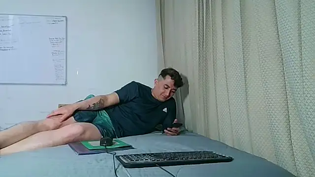 Darko0717 online show from November 3, 2025, 11:37 pm