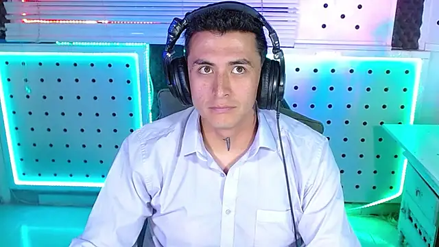 Darko0717 online show from February 4, 2026, 6:03 pm