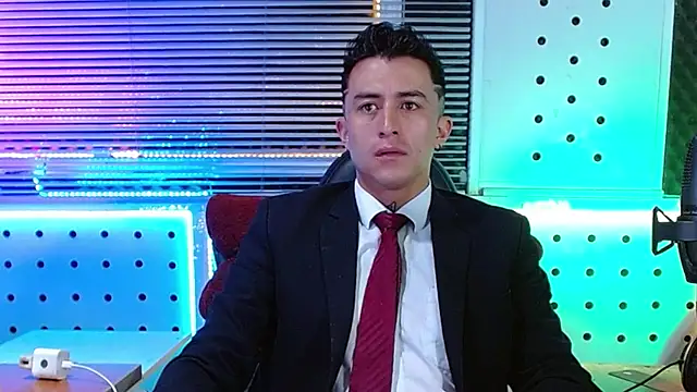 Snapshot of Darko0717 chatting on June 6, 2026, 11:48 am Darko0717 online show from June 6, 2026, 11:48 am
