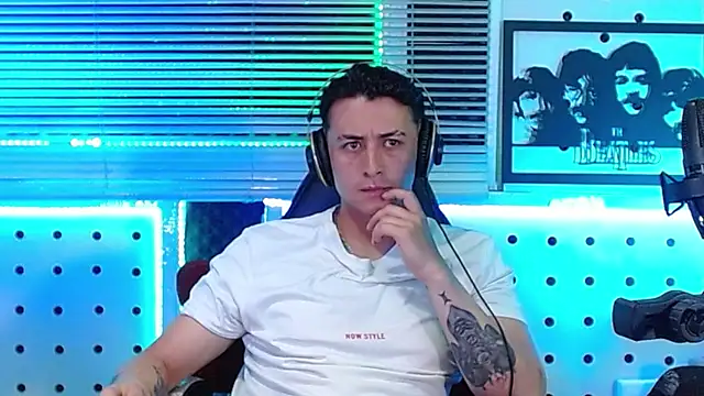 Darko0717 online show from July 13, 2026, 1:41 am