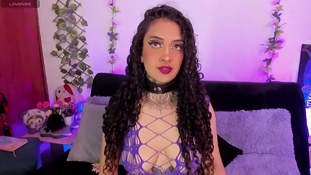 Snapshot of Cata_green chatting on September 18, 2025, 8:11 pm Cata green online show from September 18, 2025, 8:11 pm