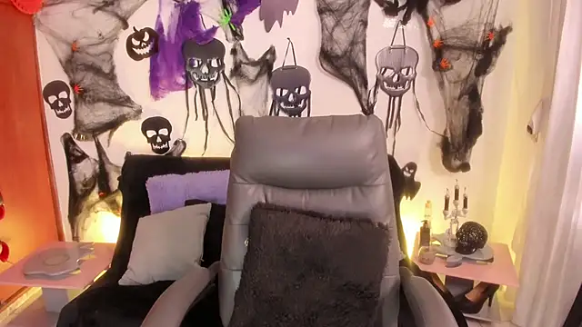 Snapshot of Cata_green chatting on October 16, 2025, 8:21 pm Cata green online show from October 16, 2025, 8:21 pm