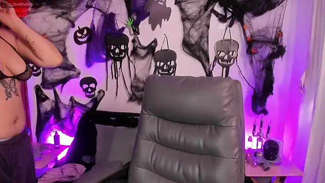 Snapshot of Cata_green chatting on October 20, 2025, 8:09 pm Cata green online show from October 20, 2025, 8:09 pm