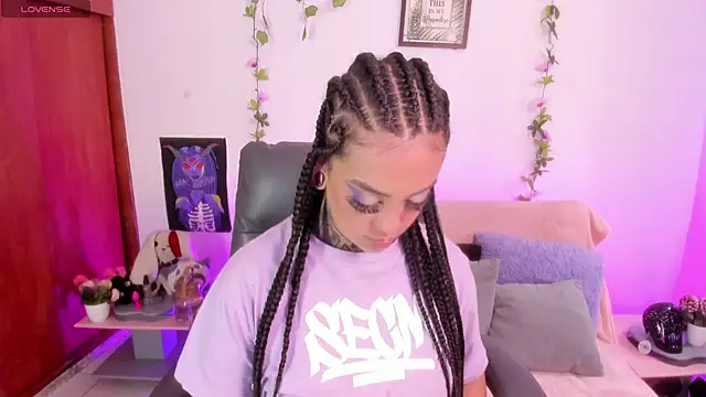 Cata green online show from January 5, 2026, 8:12 pm