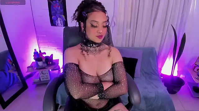 Cata green online show from February 25, 2026, 7:56 pm