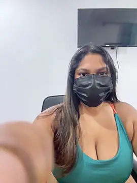 Snapshot of Black_Beauty997 chatting on October 19, 2025, 9:15 pm Black Beauty997 online show from October 19, 2025, 9:15 pm