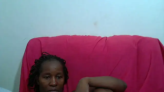 sluttylaura21 online show from February 20, 2025, 2:57 pm