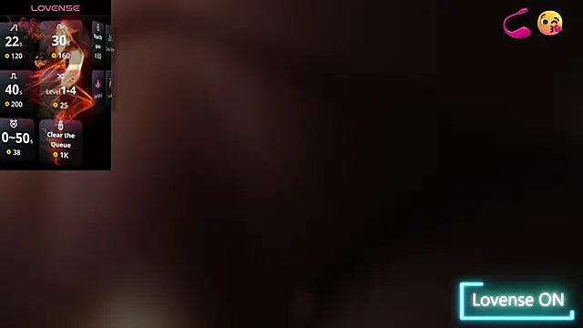 Abril Beltran  online show from November 4, 2025, 10:42 pm