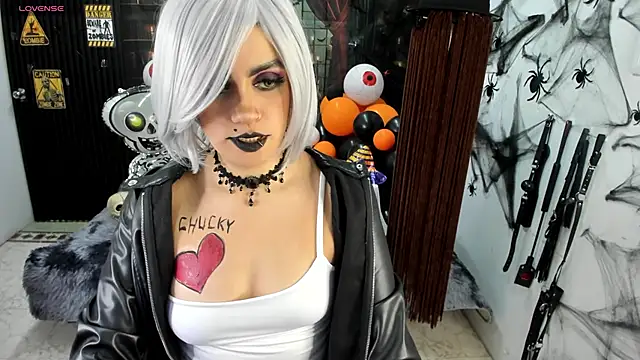 Snapshot of criss_21_ chatting on October 28, 2025, 8:22 pm criss 21  online show from October 28, 2025, 8:22 pm