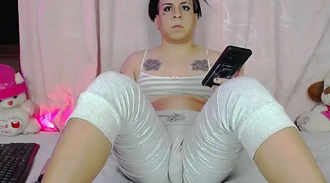 RosesValentina online show from February 16, 2025, 6:43 am