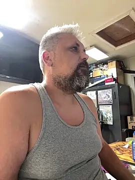 tank32s online show from June 28, 2026, 4:24 pm