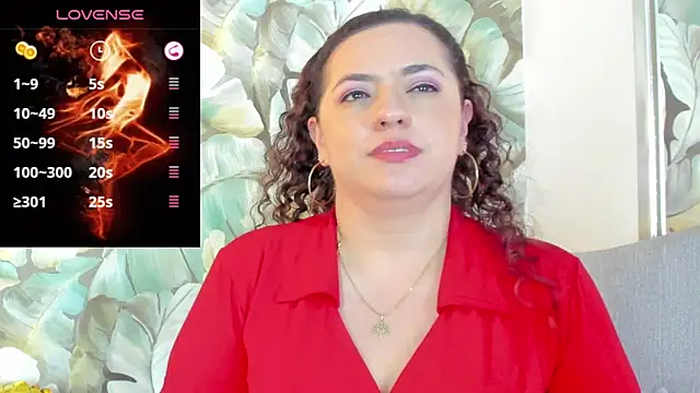 PamelaRizzoo online show from December 8, 2024, 3:24 pm
