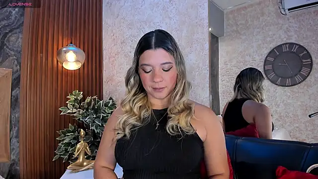 Snapshot of Gaia_Stone chatting on January 17, 2025, 12:31 pm Gaia Stone online show from January 17, 2025, 12:31 pm