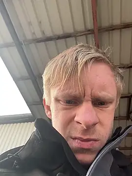 schwanzgranate online show from February 10, 2025, 2:26 pm