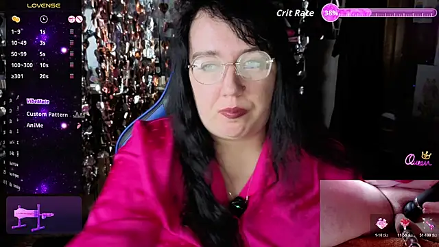 LeonaHarrison online show from June 26, 2026, 11:09 pm