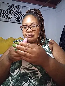 YELLOW BONE online show from May 9, 2026, 9:20 pm