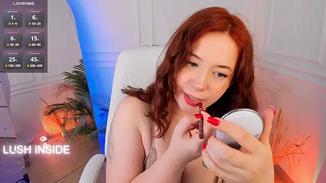 Snapshot of Pretty_Alison chatting on March 30, 2026, 2:07 pm Pretty Alison online show from March 30, 2026, 2:07 pm