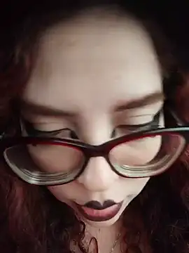 alicce moon  online show from June 28, 2026, 6:47 pm