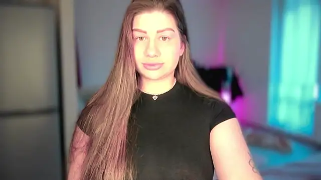 JuicyHelenX online show from April 24, 2026, 4:31 pm