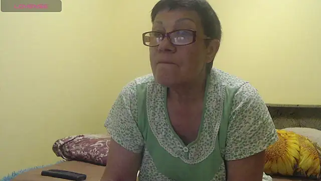 Sandra Carina online show from May 6, 2026, 8:25 pm