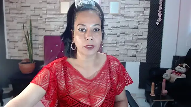 Snapshot of MarianaNight02 chatting on December 12, 2024, 7:37 pm MarianaNight02 online show from December 12, 2024, 7:37 pm