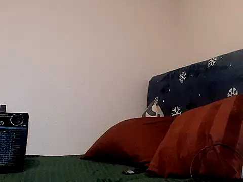 Snapshot of Bury0117 chatting on February 17, 2026, 8:15 pm Bury0117 online show from February 17, 2026, 8:15 pm