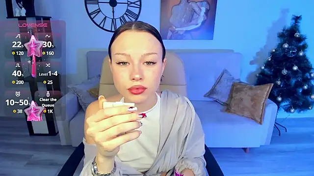 KaitieLove online show from December 21, 2024, 8:54 pm
