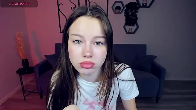 KaitieLove online show from January 29, 2025, 11:51 am