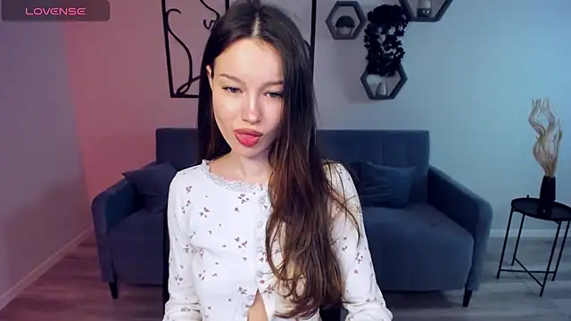 KaitieLove online show from January 31, 2025, 12:07 pm