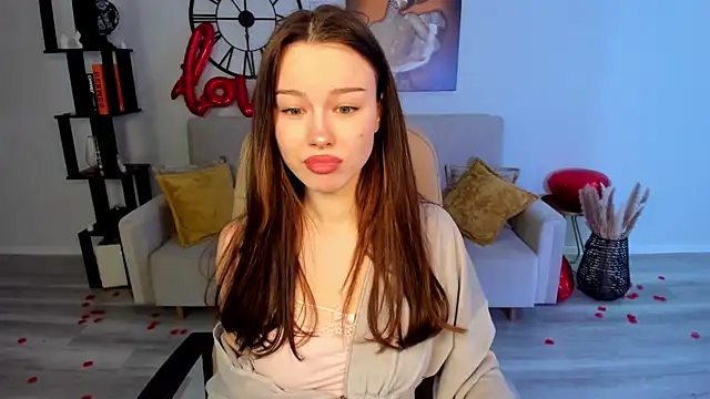 KaitieLove online show from February 17, 2025, 5:21 pm