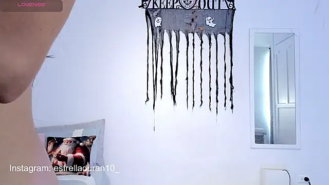 Estrella Duran online show from December 5, 2024, 8:00 pm