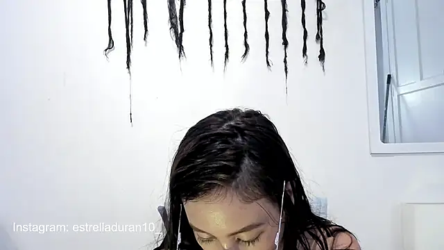 Estrella Duran online show from December 6, 2024, 2:13 am