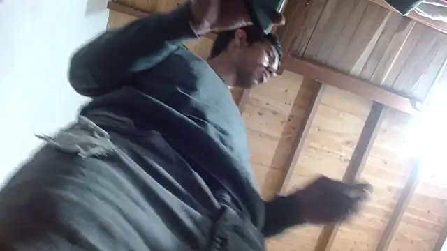 JohanyLatino online show from March 18, 2026, 11:19 pm