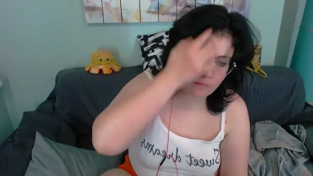 Snapshot of EverlyRays chatting on September 22, 2025, 7:27 pm EverlyRays online show from September 22, 2025, 7:27 pm