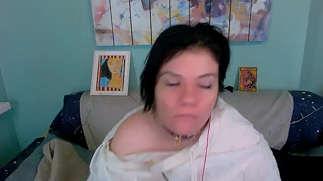 EverlyRays online show from February 2, 2026, 3:16 am