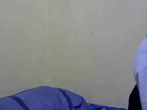 Smillie prety online show from January 27, 2025, 4:09 am