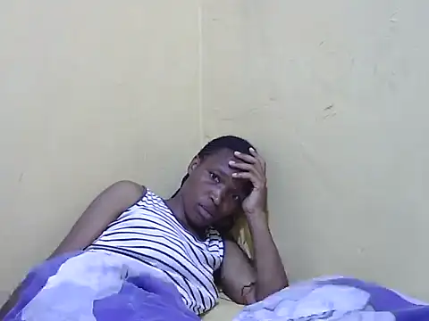 Snapshot of Smillie_prety chatting on October 19, 2025, 6:14 am Smillie prety online show from October 19, 2025, 6:14 am