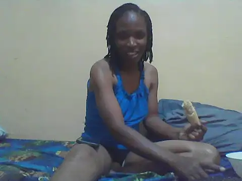 Smillie prety online show from December 18, 2025, 2:12 pm