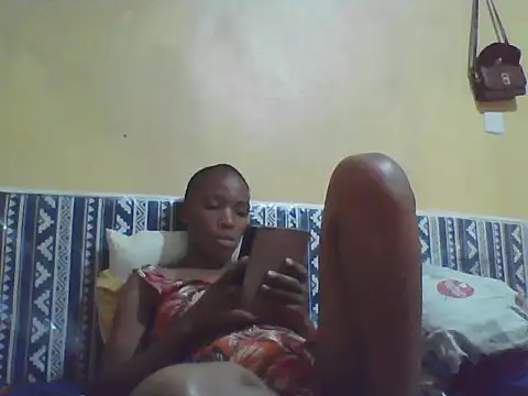 Smillie prety online show from March 22, 2026, 10:07 am