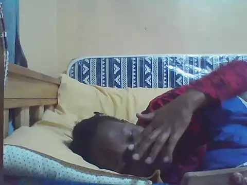 Smillie prety online show from April 25, 2026, 4:04 am