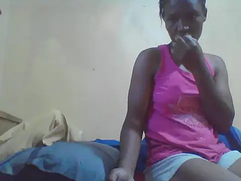 Smillie prety online show from May 18, 2026, 5:02 am