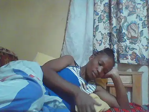 Smillie prety online show from June 13, 2026, 4:43 am