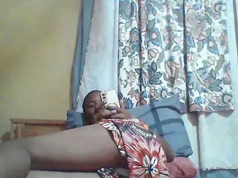 Smillie prety online show from July 4, 2026, 6:03 pm