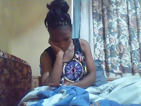 Smillie prety online show from July 8, 2026, 4:50 am